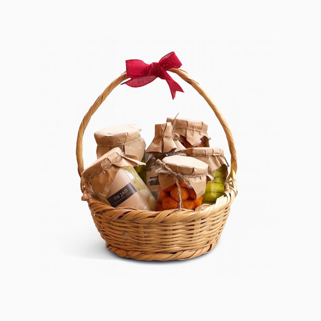 Grandmother’s Pantry Basket