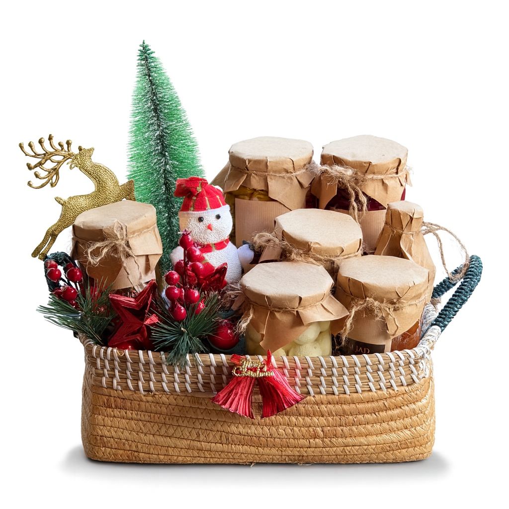 Village Winter Chest